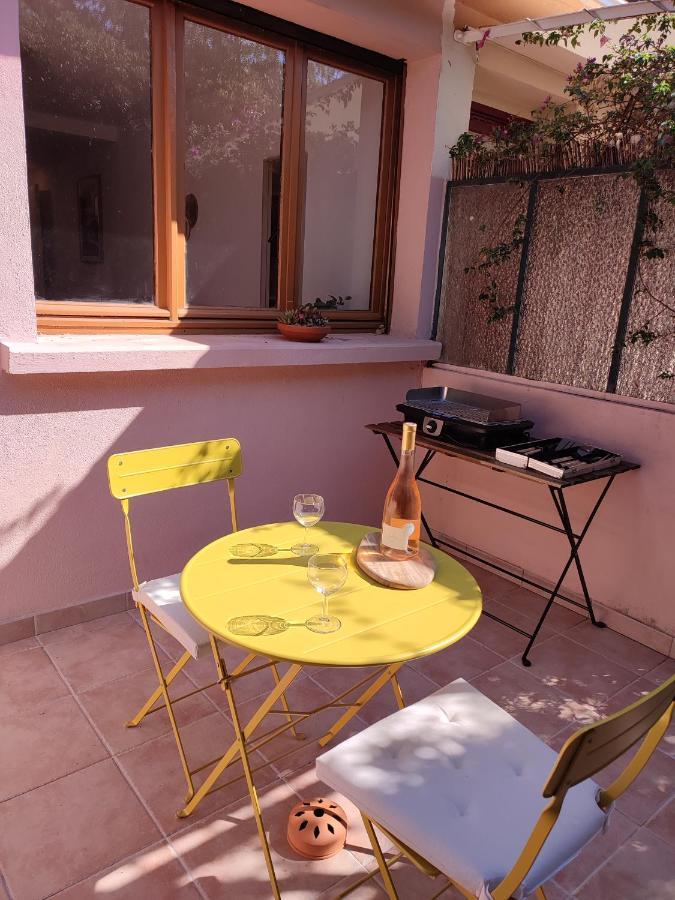 Charmant Studio Lavandou - 500M Plage Le Lavandou Exteriör bild